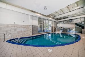 Canmore Inn & Suites