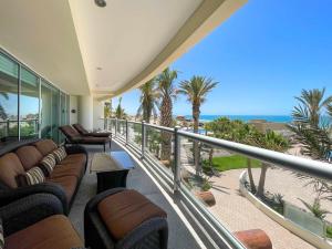 Beachfront Condo with Pools & Beach #202