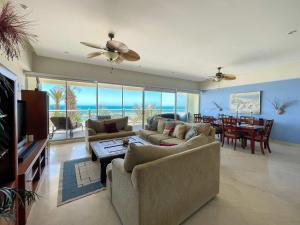 Beachfront Condo with Pools & Beach #202