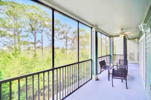 Near Disney - Spacious 3BR Condo with Pool