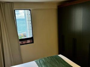 Edy hospedagens Sol e Mar 1402 conforto e vista mar