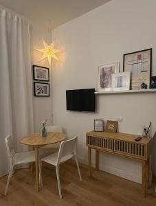 Ilia12 home