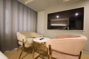 Masan Den Basta Gyeongnam Uni