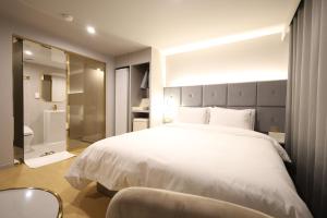 Masan Den Basta Gyeongnam Uni