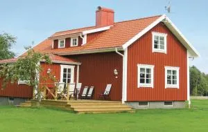 Lovely Home In Bolmsö With Sauna - Skeda