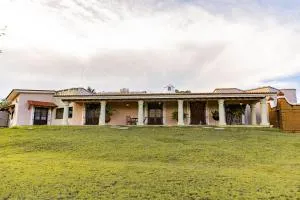 Casa Jacarandas - Serenity and Panoramic Views in Tlalixtac - Tlalixtac de Cabrera