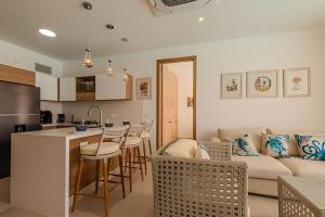 Mágico Oasis en Baia Kristal Vista a la Laguna 2BR