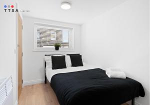 Bright Studio with En-suite & Kitchenette B2 - Norwood Junction