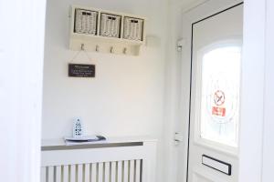 Entire 2 Bedroom House in Leeds City Centre - Free Parking & Free WiFi