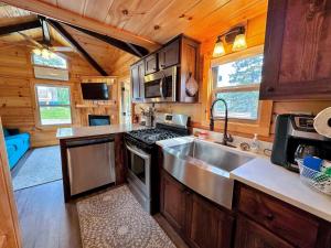 BMV8 Tiny Home Topline