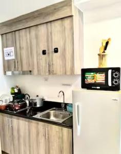 Mall of Asia - Aseana Nice and Cheap Apartment