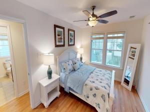 Single Family Ship Bottom Wifi Beach Badges Decks Air Conditioning Granite Countertops Recently Renovate Single Family House In Ship Bottom