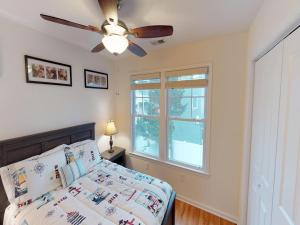 Single Family Ship Bottom Wifi Beach Badges Decks Air Conditioning Granite Countertops Recently Renovate Single Family House In Ship Bottom