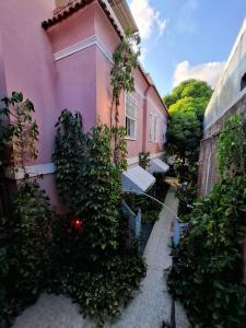 Linda Casa, super espaçosa e charmosa no coração de Botafogo