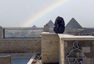 Pyramids View& Grand Museum With Jacuzzi On Eleven Floor & Roof Restaurant
