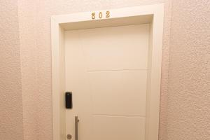 apartamento com piscina em ingleses praia