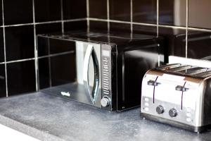 Comfy Home-Vimy Road