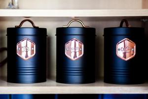 Comfy Home-Vimy Road