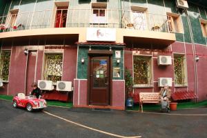 YELLOW UNLIMITED HOTEL 4