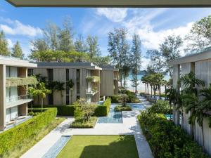 Luxury 3-Bedroom Sea View Apartment in MontAzure Kamala