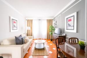 One-Bedroom Apartment with Terrace room in Baluarte da Vila Apartments