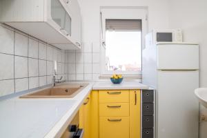 Apartments for families with children Valbandon, Fazana - 19511