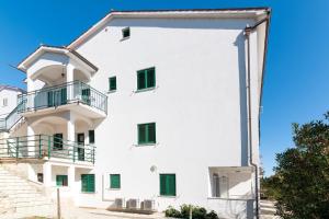 Apartments with parking space Rabac, Labin - 6464