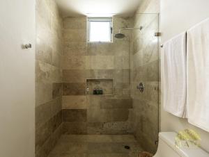 NHOA 205B Lux 1BR Condo Pool View in Aldea Zama