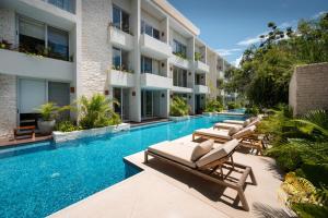 NHOA 205B Lux 1BR Condo Pool View in Aldea Zama