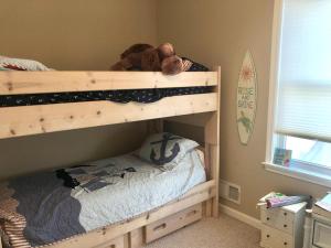 Single Family Ocean Block Wifi Beach Badges Washer And Dryer Private Yardspray Beach Ocean Block Contemporary 2Nd Off The Beach Close To