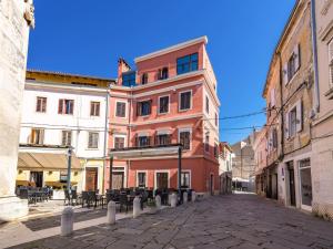 Apartment in Pula near City Center Waterfront