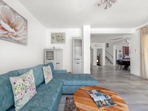 Villa in Krnica with Pool near Pebble Beach