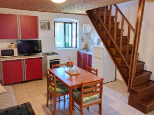 Spacious 3-bedroom apartment in Pula
