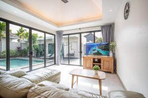 Tropical 4 Bedroom Pool Villa