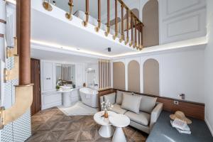 Cozrum Lux - Sonata Imperial