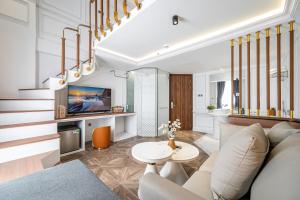 Cozrum Lux - Sonata Imperial