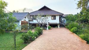 Homestay PJ Garden Home