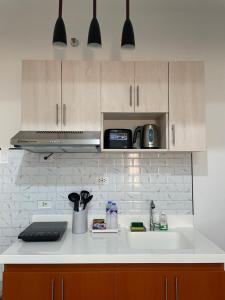 The Cozy Room with Pool Access Studio Unit 1BR