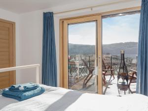 Jill Strawbale House- Ukc2935