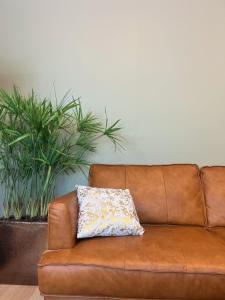 Lovely 1-bedroom apartment with patio and sauna