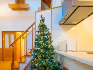 Elles Garden House 高いフェンスに囲まれた広い庭でペットは大満足 雨の日もBBQ可能