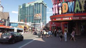 Cozy 1-bedroom loft with falls view 4mins to falls