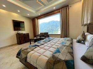 Hadley inn Kasauli
