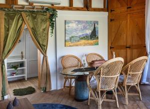 Teos Retreat Houses-Passiflora