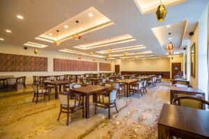 Eternal Oasis by Alaya Stays, Golf Course Road