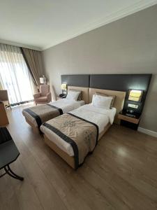 Standard Double or Twin Room room in Darkhill Hotel