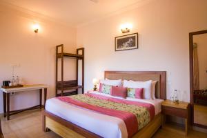 Alaya Stays 5 BHK Sukhmani Cottage With Picturesque Balconies, Garden & Views