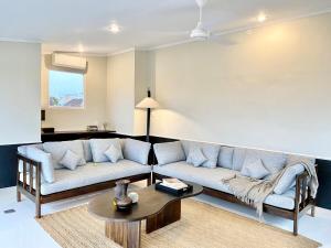 Kiana - Chic2BrEscape, Rooftop, View, Pool, NrBeachCafe, Canggu