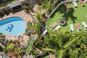 Ocean Views - Stylish 1 Bedroom in Surfers Paradise - CoastHM