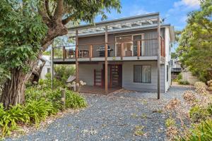 Island Treetops by Ready Set Stay - 4hvězdičkové hotely ve městě Smiths Beach